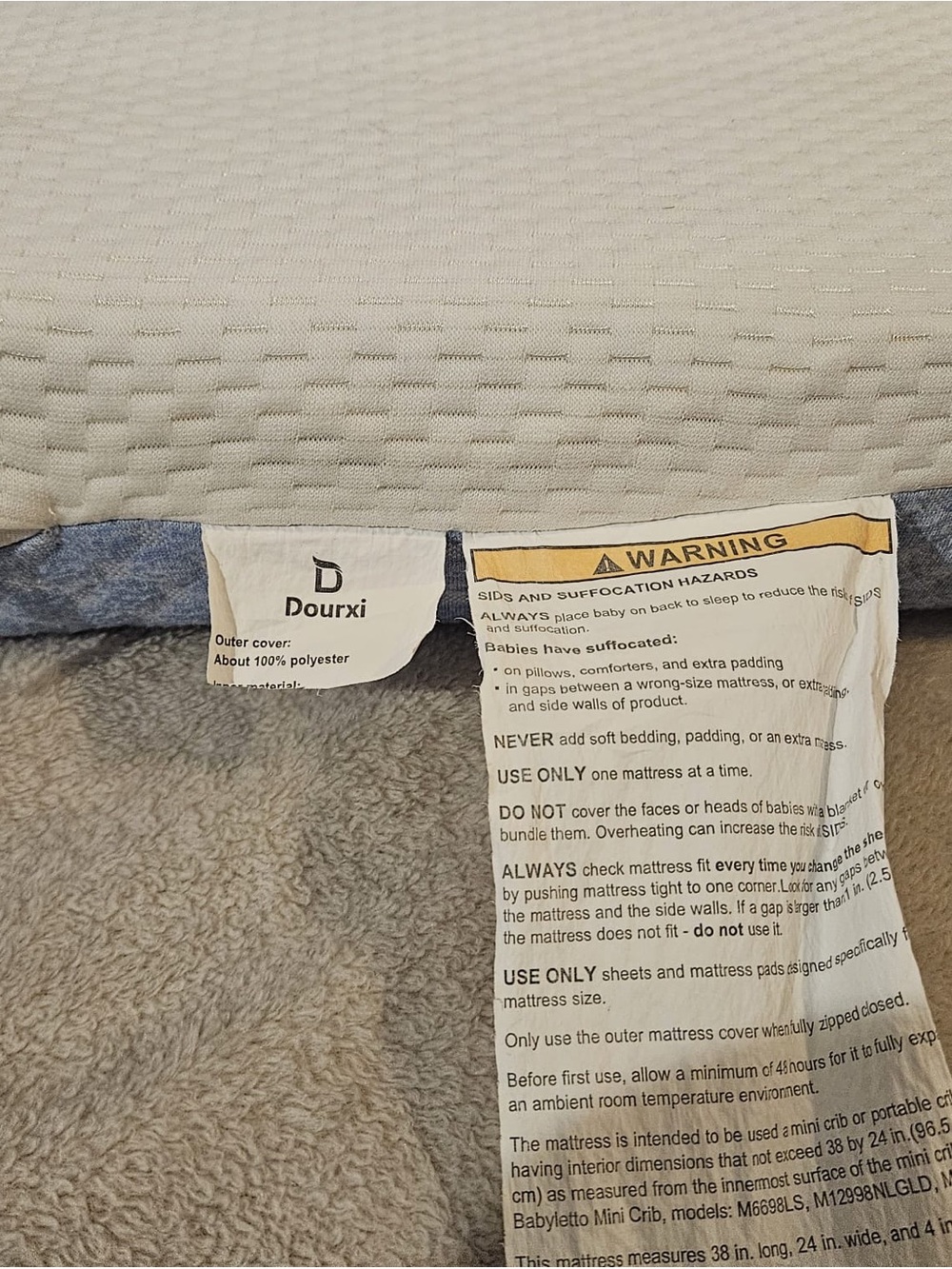 Mini crib mattress 4 “ inches - Picture 3 of 7